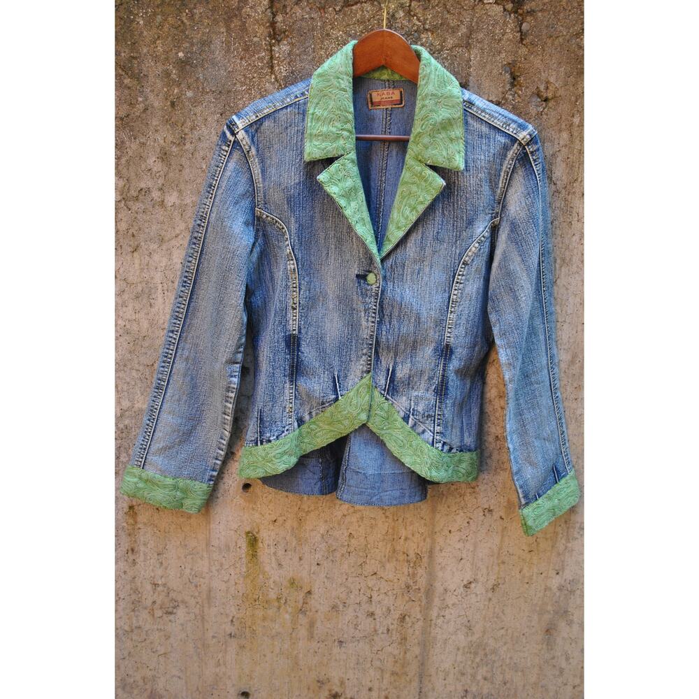 Kaba Jeans Vintage Denim Jacket with Embroidered Green Trim – Size M